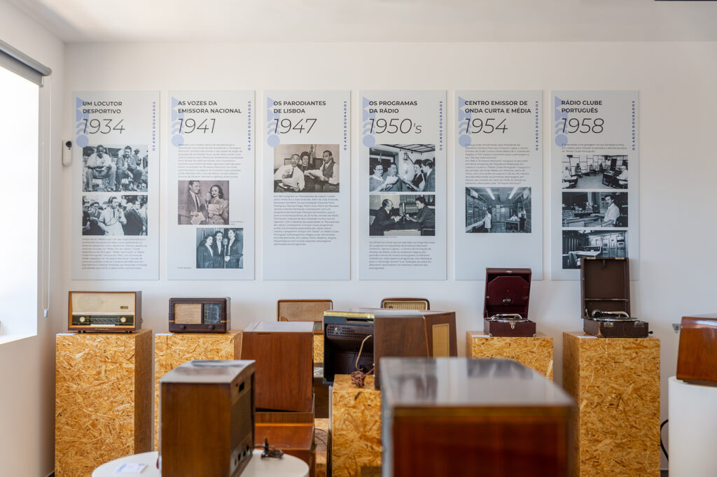 23 Rádio em Linha | Hauss - Interior Design e Contract